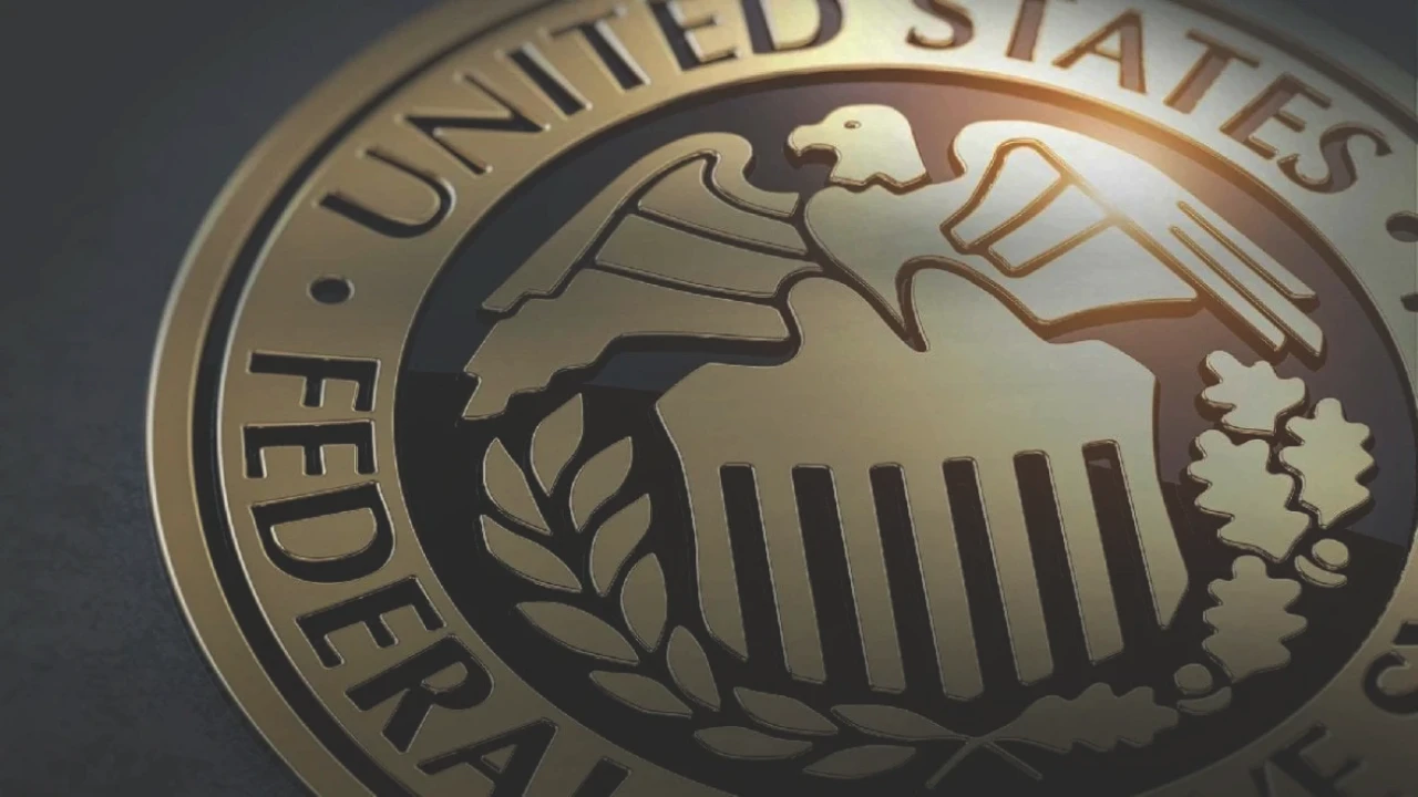 FED Tutanakları Açıklandı! Tarifeler ve Enflasyon Endişeleri Neler Söylüyor?