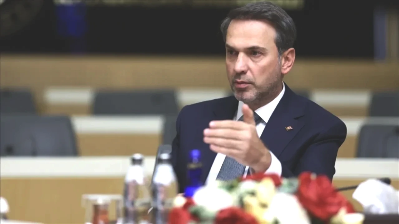 Bakan Bayraktar: 16 Milyon Hane İçin Yerli Gaz Hedefi Belirlendi!